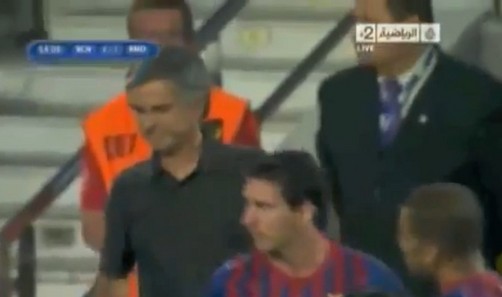 Video: Mira los gestos que le hace Mourinho a Messi