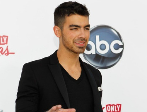 Joe Jonas anuncia fechas para su gira por EU