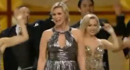 Apertura de los Emmy Awards 2011 (video)