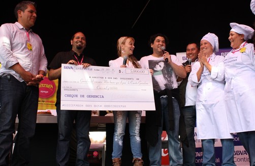 Gastón y Astrid  premiaron al Budín de pan con canela en el concurso 'Más bueno que el pan'