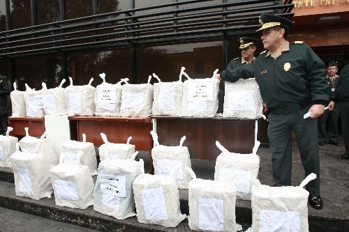 Policía Nacional incautó más de 25 kilos de droga en Huancayo