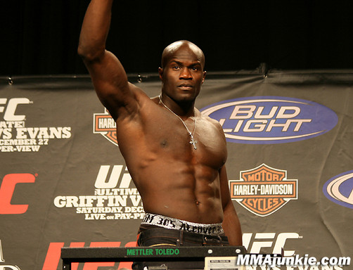 Cheick Kongo vs Mark Hunt en el UFC Japón