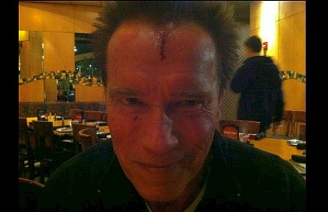Arnold Schwarzenegger se golpeó la cabeza durante filme