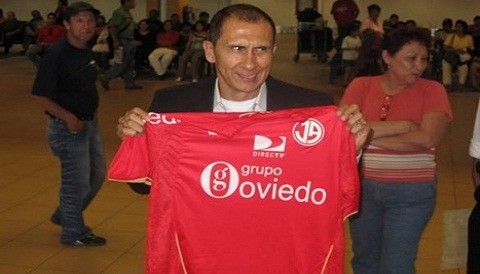 Diego Umaña renovó con Juan Aurich por todo el 2012