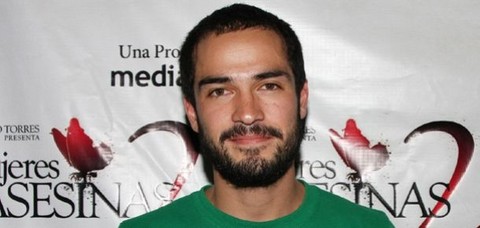 Alfonso Herrera captado con nueva conquista