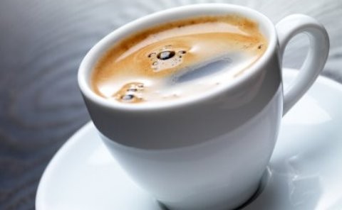 Tomar café reduce riesgo de padecer cáncer de útero