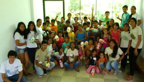 Niños y adolescentes de Puerto Maldonado se preparan para ser miniguías de la Reserva Nacional Tambopata
