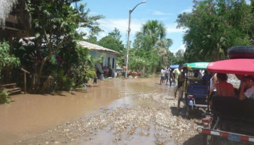 Más de 25 toneladas de ayuda humanitaria para atender emergencia por inundaciones en San Martín