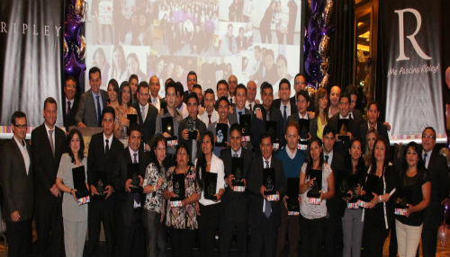 Ripley premia a sus especialistas en servicio a nivel nacional