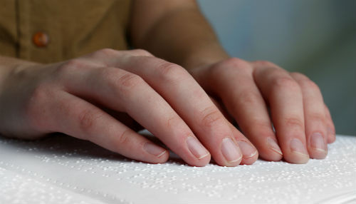 OSIPTEL lanzó su Guía de Usuarios sobre los Derechos de los Usuarios bajo el sistema de lectura Braille