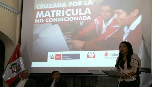 El Indecopi participa en cruzada por una matrícula sin condicionamientos