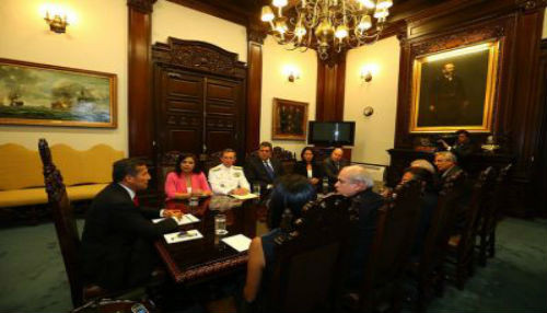 Presidente Humala se reunió con líderes políticos por presunto espionaje en contra del Perú