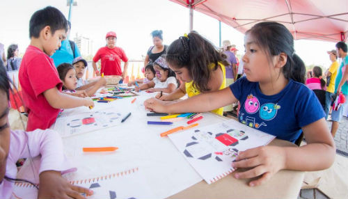 Cientos de niños disfrutaron de una tarde llena de arte y creatividad cuidando del medio ambiente con Faber  Castell