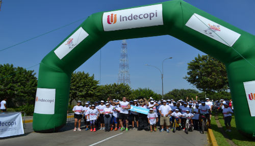 El Indecopi organizó gran caminata para promover la defensa de los derechos del consumidor