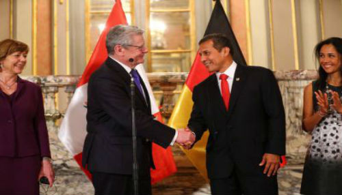 Jefe de Estado recibió visita de presidente de Alemania, Joachim Gauck, en Palacio de Gobierno