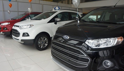 Ford inaugura nueva tienda en Santa Anita