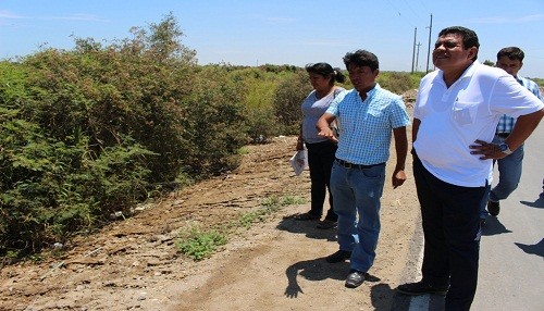 Alcaldes inspeccionan carretera Eten  Monsefú