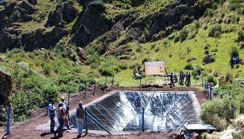 Inauguran tres sistemas de riego tecnificado que dotará de agua a comunidades pobres de Huancavelica