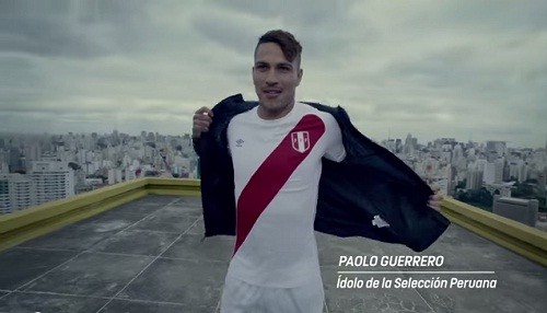 Paolo Guerrero responde a reto de Powerade y Hugo ´Cholo´ Sotil