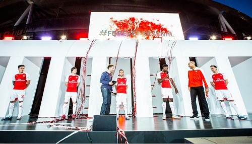 PUMA presenta a sus fans la nueva camiseta de Arsenal para la temporada 2015/16