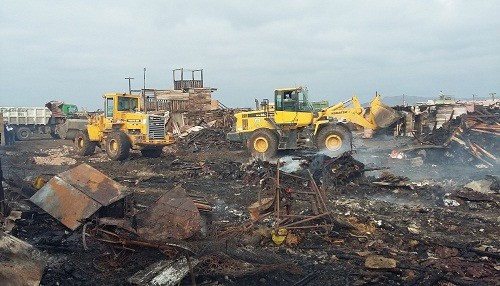 Gobierno Regional del Callao lleva ayuda a víctimas del incendio en AA.HH. Canadá