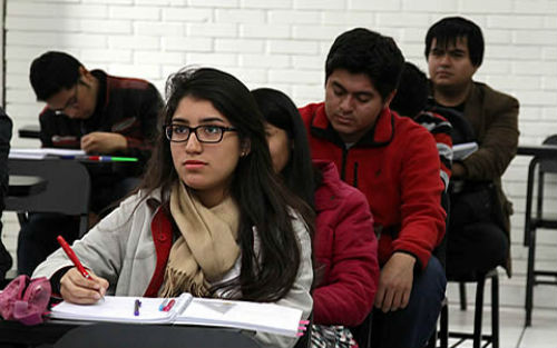 Perú y Bolivia suscribirán convenio para revalidar estudios universitarios de migrantes