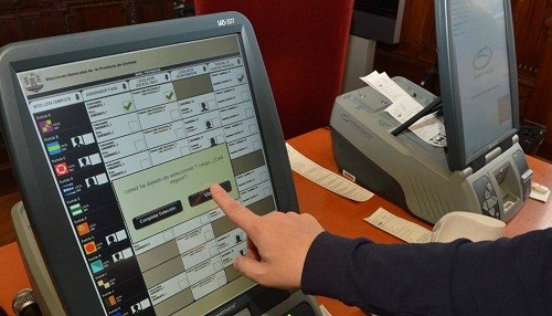 Córdoba establece nuevo estándar para el voto electrónico en Argentina