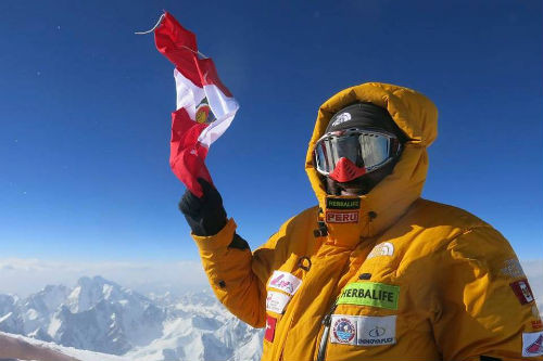 Peruano Richard Hidalgo escaló cima del Gasherbrum II