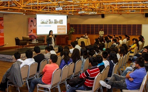 EmprendeAhora entregará 130 becas a universitarios del interior del país