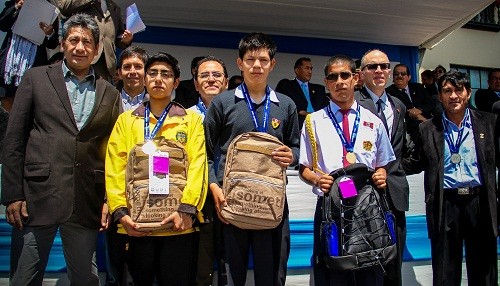 Yanacocha apoyó concurso nacional de matemática