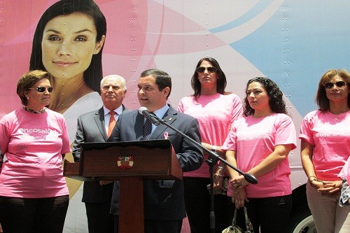 Congreso de la República y Oncosalud se unen para prevenir  el  cáncer de mama