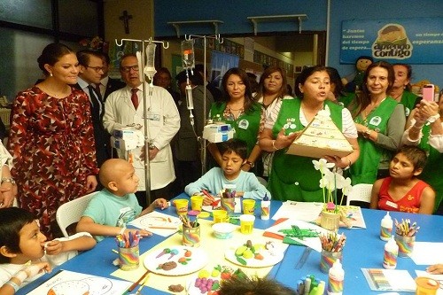 Asociación peruana que educa gratuitamente a niños hospitalizados ganó premio de la OEA