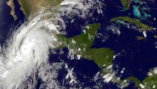 Huracán Patricia es el huracán más fuerte jamás registrado amenaza a México