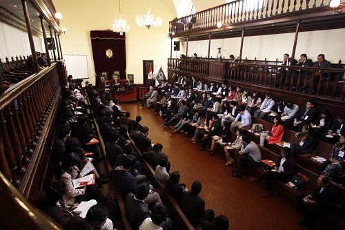 Estudiantes universitarios dialogarán con Premio Nobel de Economía Christopher Pissarides