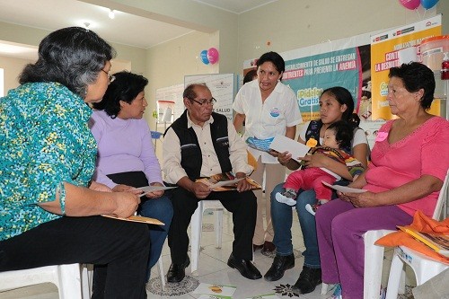 Minsa capacita a más de 3000 madres líderes de 1400 comedores populares para incrementar consumo de micronutrientes