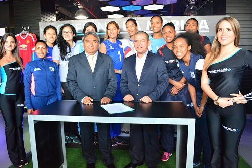 Triathlon Sport y La Federación Peruana de Voley firman importante convenio