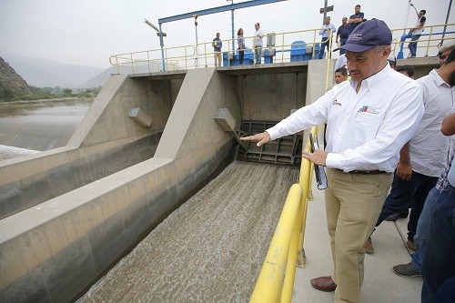Ministerio de Vivienda llama a cruzada para ahorro de agua ante bajo caudal de ríos en Lima