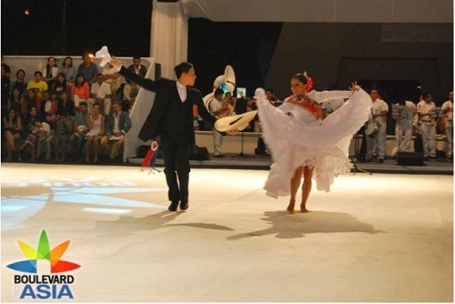 El Boulevard de Asia presenta la 10ma. Exhibición de Campeones de Marinera 2016