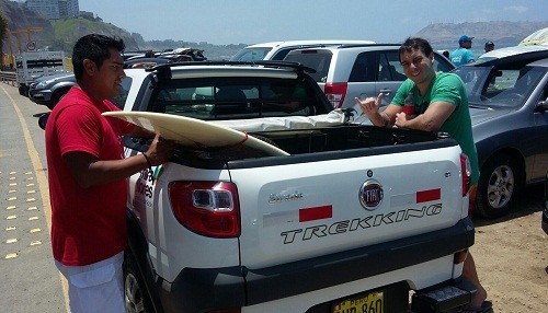FIAT terminó con gran éxito su Fiat Surf Ride: primer servicio de transporte gratuito para surfistas, en la Costa Verde de Miraflores