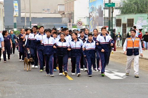 Cerca de 5 mil escolares de Ventanilla evacuaron instalaciones en menos de 15 minutos Cerca de 5 mil escolares de Ventanilla evacuaron instalaciones en menos de 15 minutos