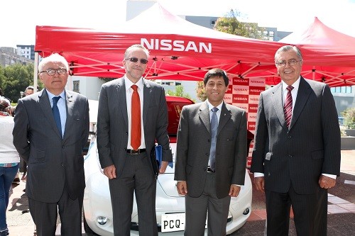 Nissan LEAF fue parte de la Jornada Francófona realizada en la Pontificia Universidad Católica del Ecuador