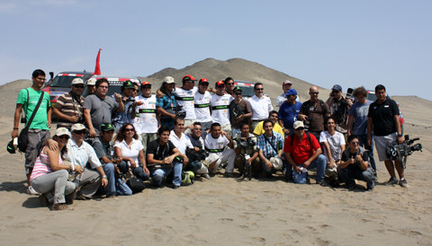Periodistas peruanos siguieron ruta del Dakar 2012 en Asia