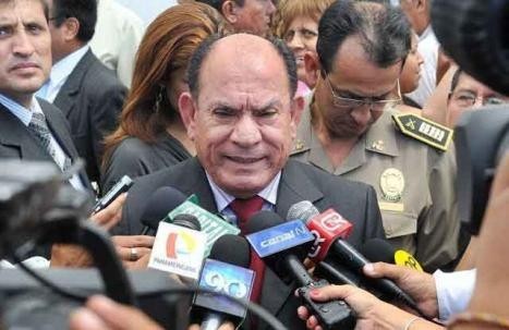 Ministro del Interior niega que policía ingresara a visitar a 'Artemio' con granada