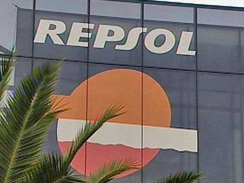 Gobierno argentino cancela dos licencias a Repsol