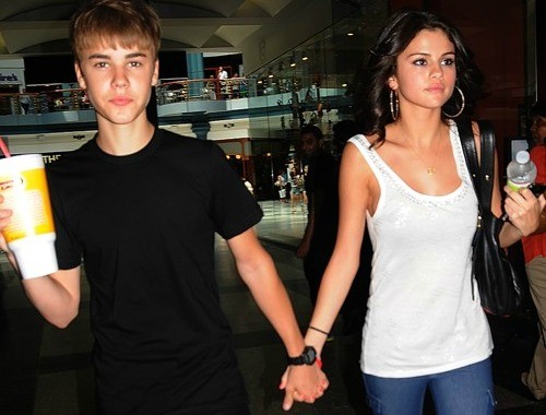 Justin Bieber  y Selena Gómez juntos en Philadelphia