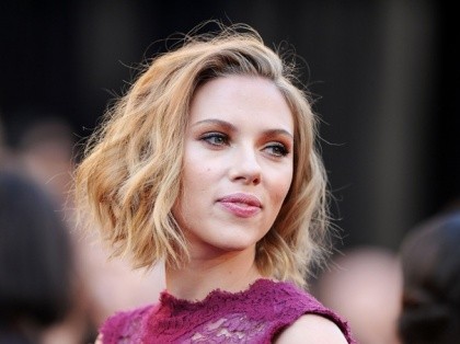 Scarlet Johansson encuentra apoyo en Twitter