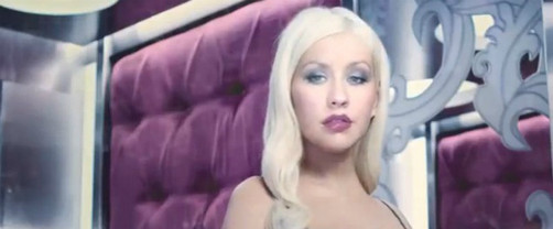 Video: Christina Aguilera luce sexy en nuevo comercial