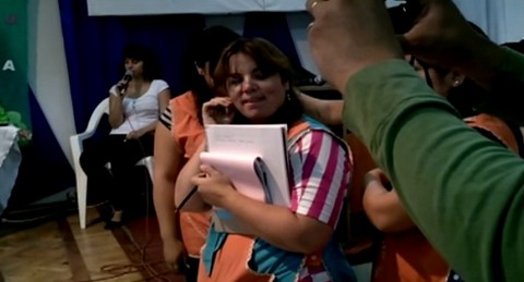 Argentina: Padres denuncian que sus niños fueron humillados durante su graduación de Jardín (Video)