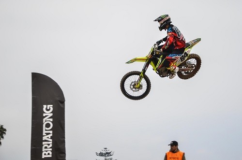 Ian Salazar lidera en la segunda fecha del Campeonato Peruano de Supercross