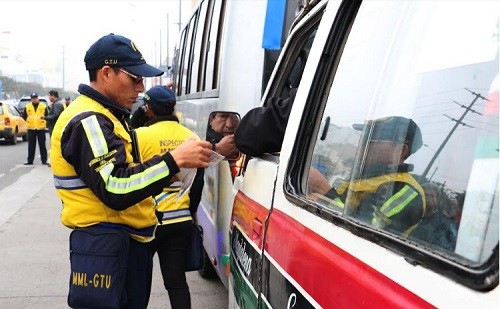 Se envían al depósito más de 350 vehículos informales que circulaban por Corredor Javier Prado